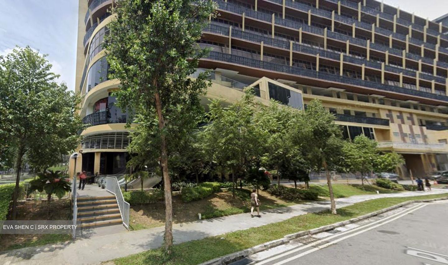 The Commerze@irving (D13), Retail #522564181
